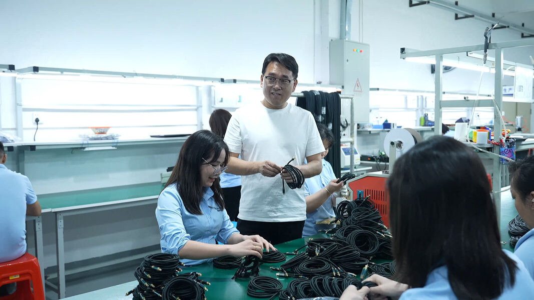 ShenZhen Ruiara Co., Ltd productielijn van de fabrikant