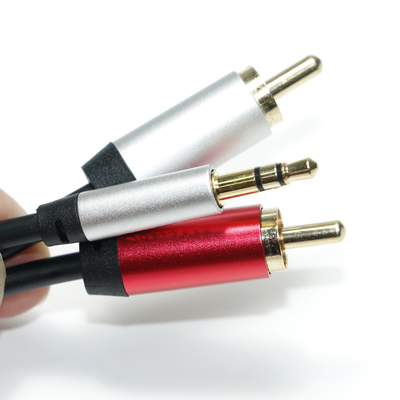 Digitale Audio Kabel 3.5 MM 2/1 Zwart PVC Wit Rood Plated Aluminium Gouden Connector Voor Auto Audio