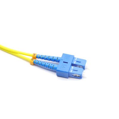 Vrouwelijke MPO-trunkkabel met 12 vezels type A Multimode MM OM3/OM4 MPO patch cord LSZH 50/125