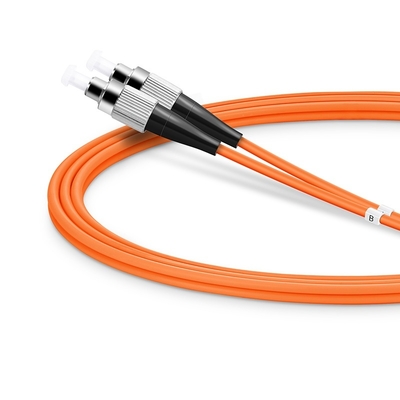 Aangepaste Plastic Optische Vezelkabel voor Laag Verlies Verbinding in Telecom- en Ethernetnetwerk met Simplex FC ST LC SC Connectors